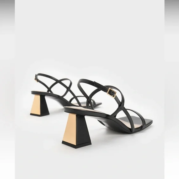<<SOLD>> Charles & Keith Square-toe Strappy Sandals - Black - Picture 4 of 8